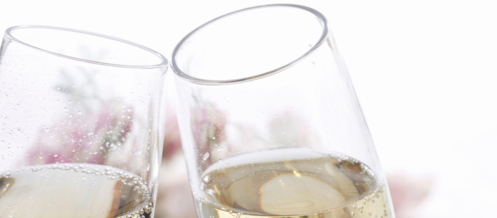Get a FREE bottle of fizz